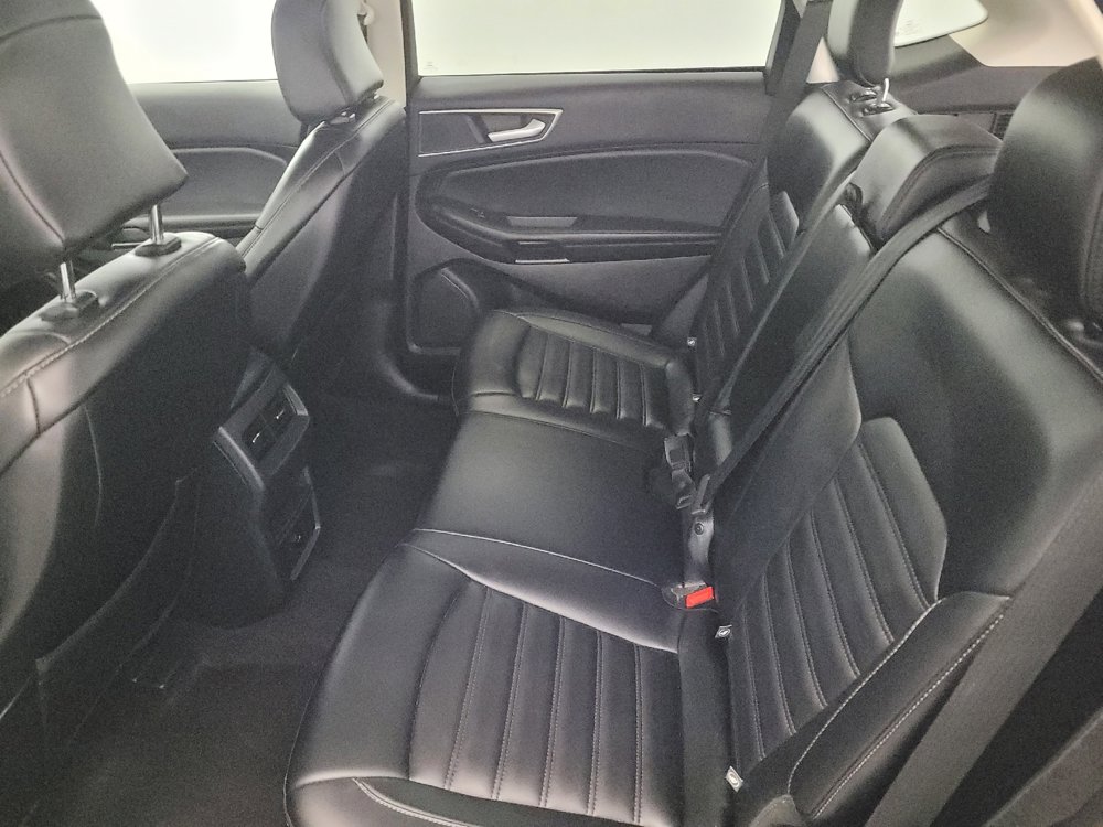 Used 2024 Ford Edge SEL image 18