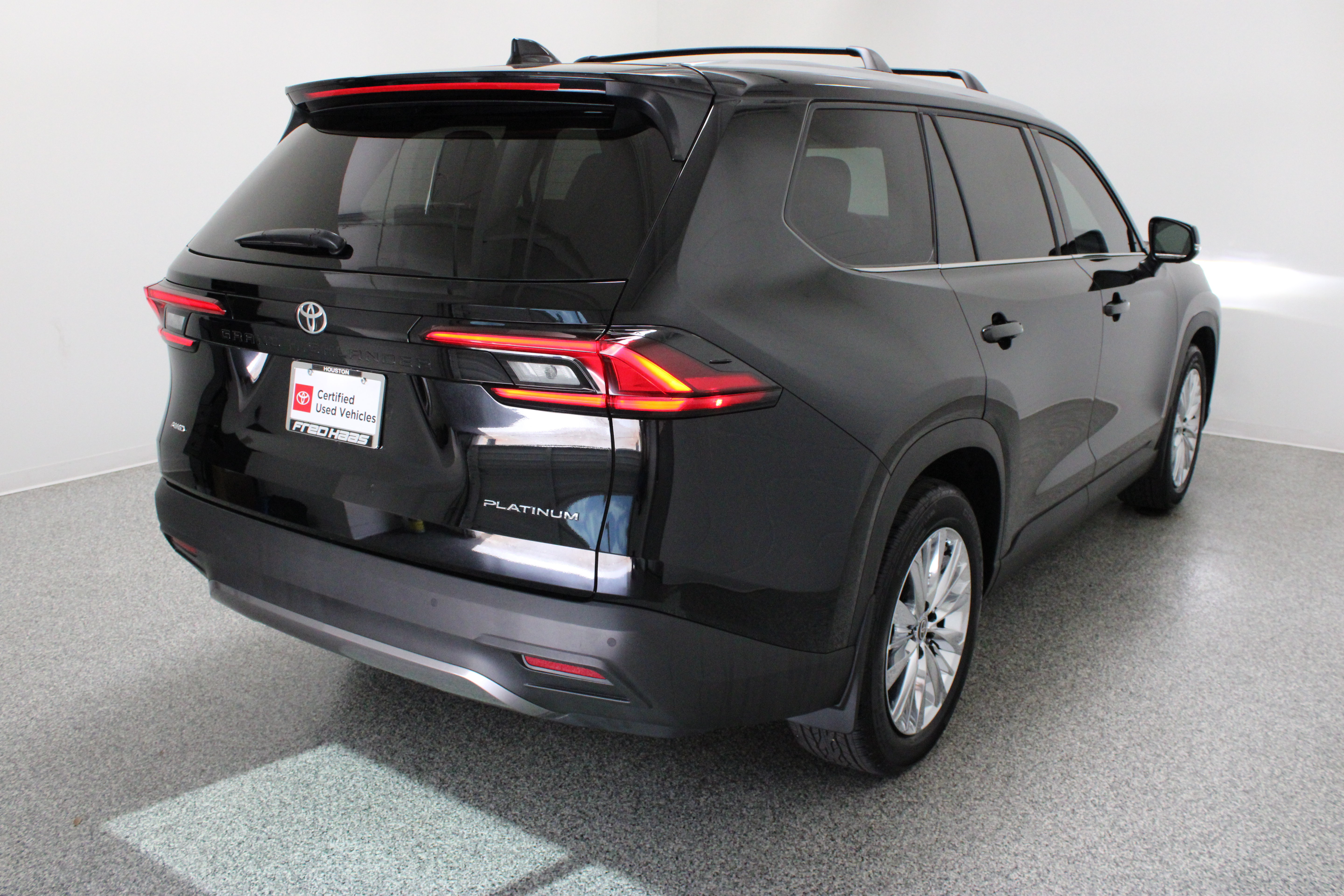Used 2026 Toyota Grand Highlander AWD image 7