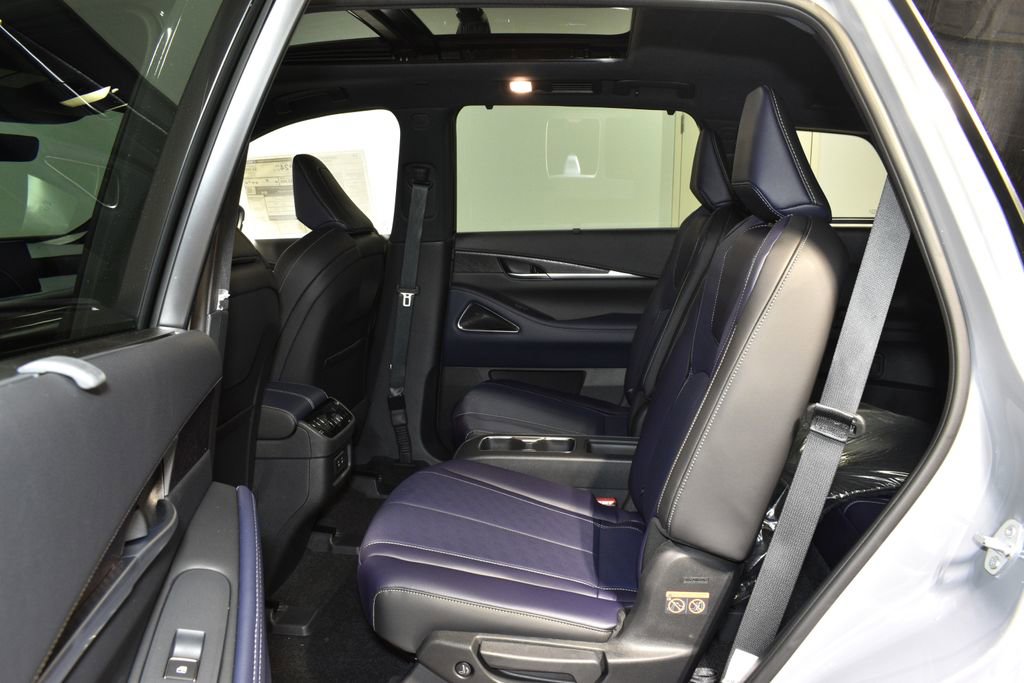 New 2026 INFINITI QX60 Sport w/ Dark Cargo Package image 30
