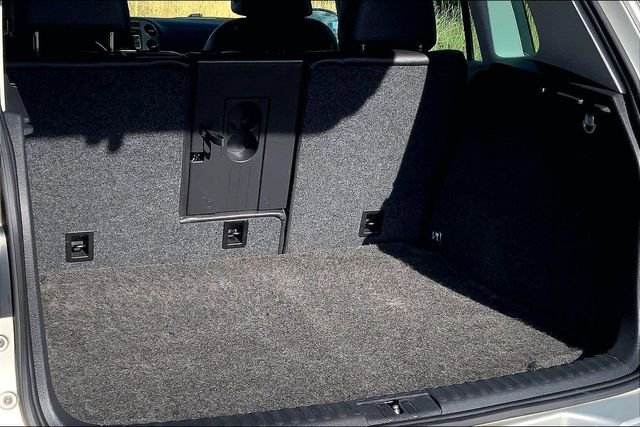 Used 2012 Volkswagen Tiguan SE image 20