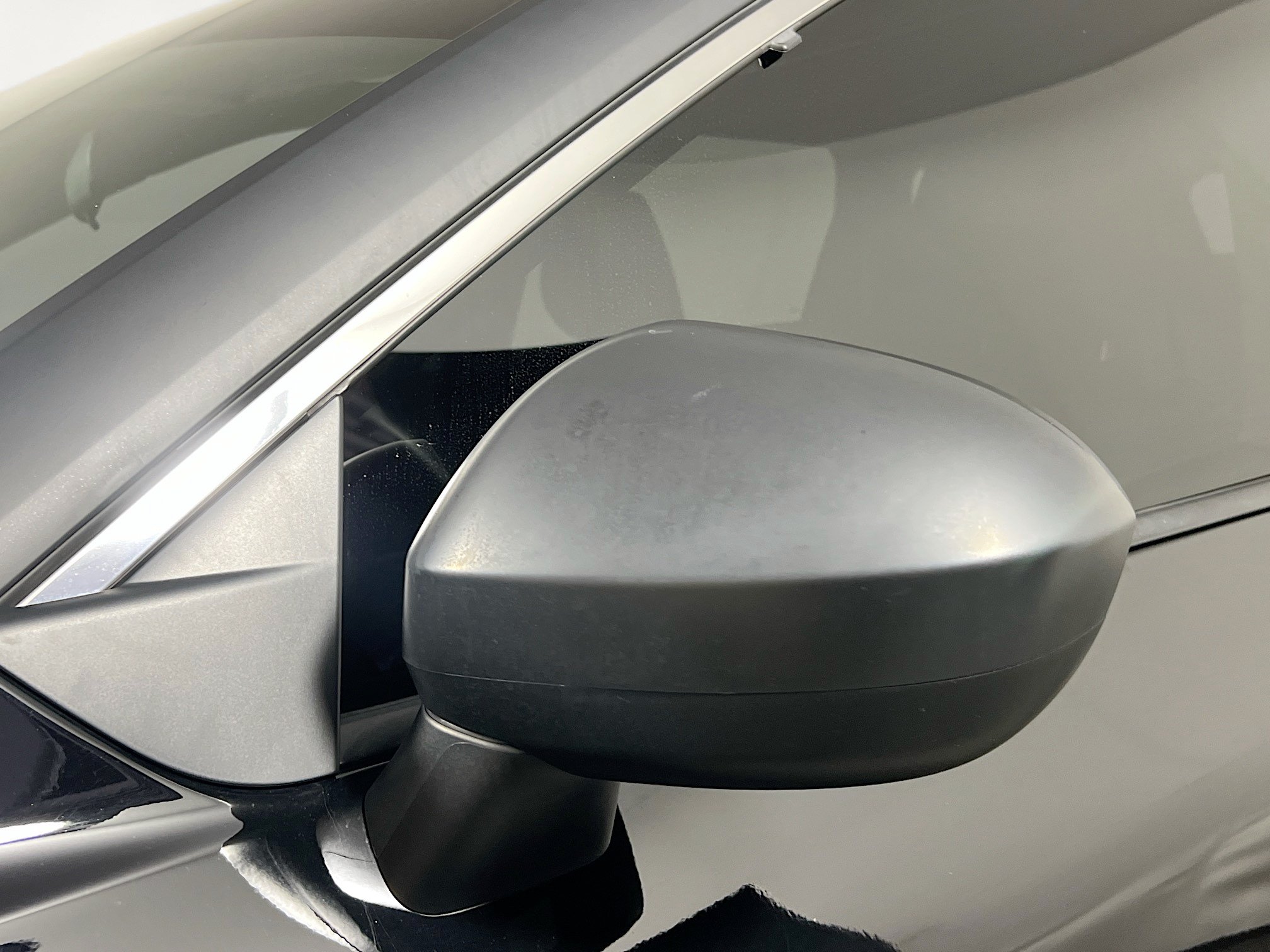 Used 2023 Nissan Rogue S FWD image 12