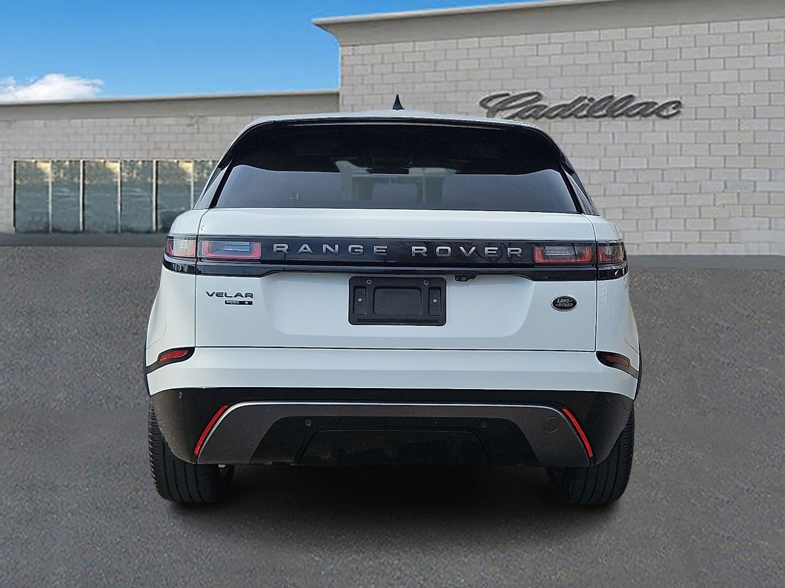 Used 2020 Land Rover Range Rover Velar R-Dynamic S image 5