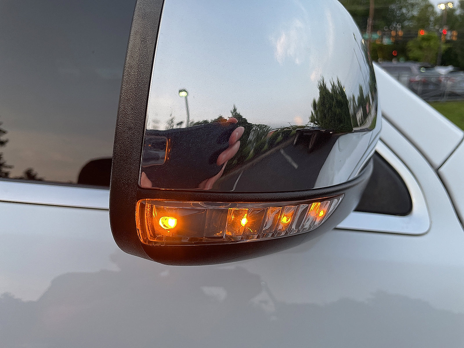 Used 2017 Jeep Grand Cherokee Limited image 30