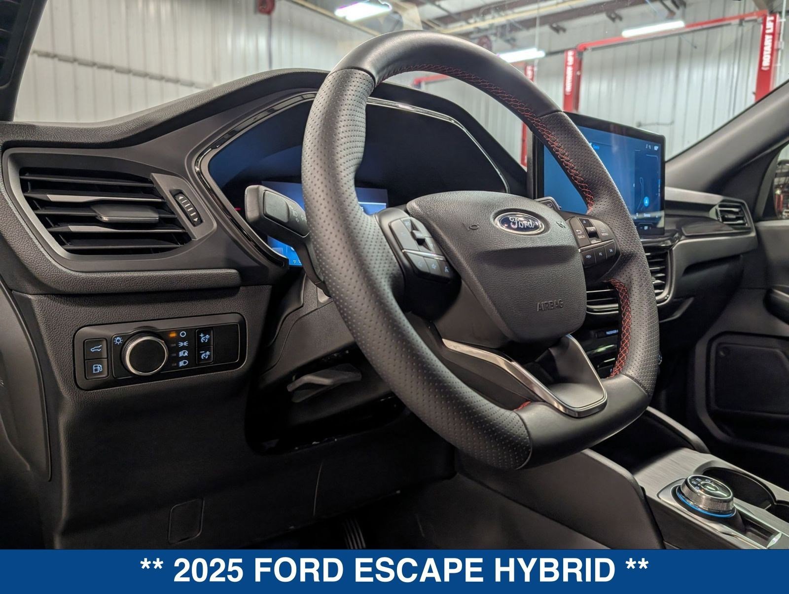 Certified 2025 Ford Escape ST-Line w/ Equipment Group 301A image 28