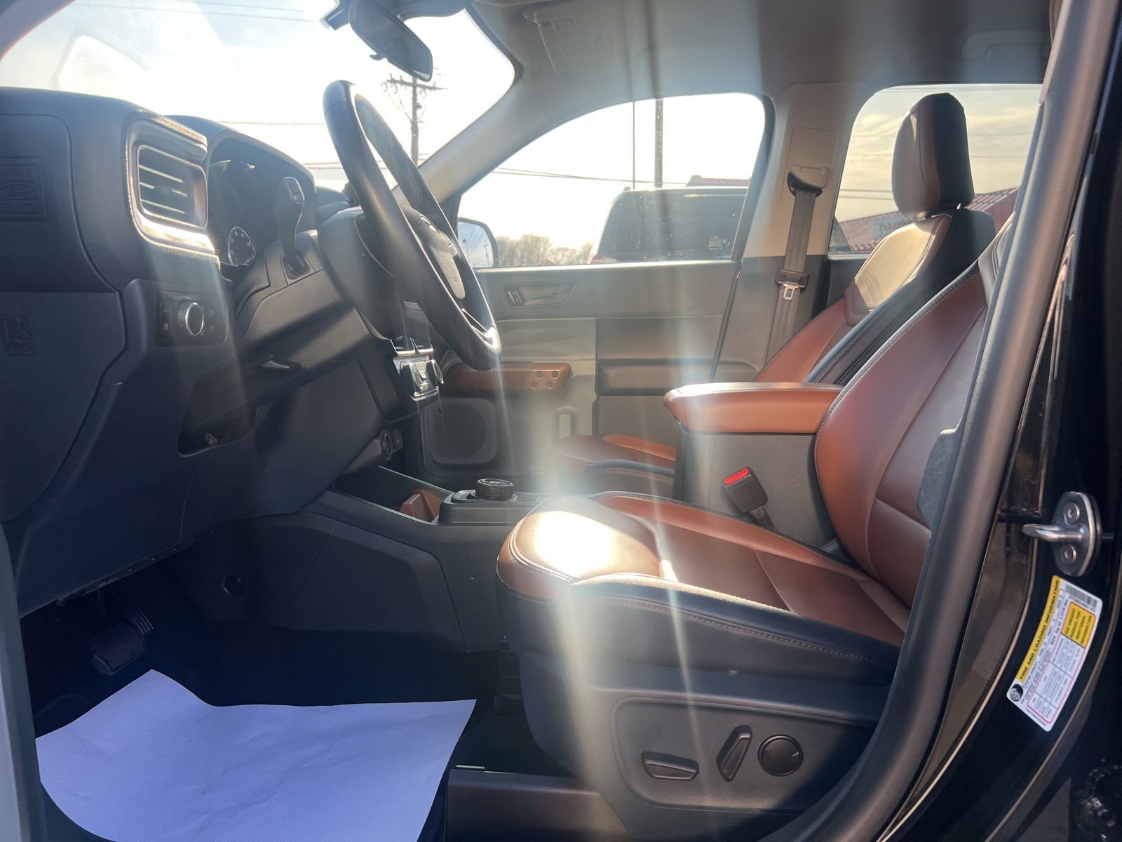 Used 2024 Ford Maverick Lariat FWD image 28