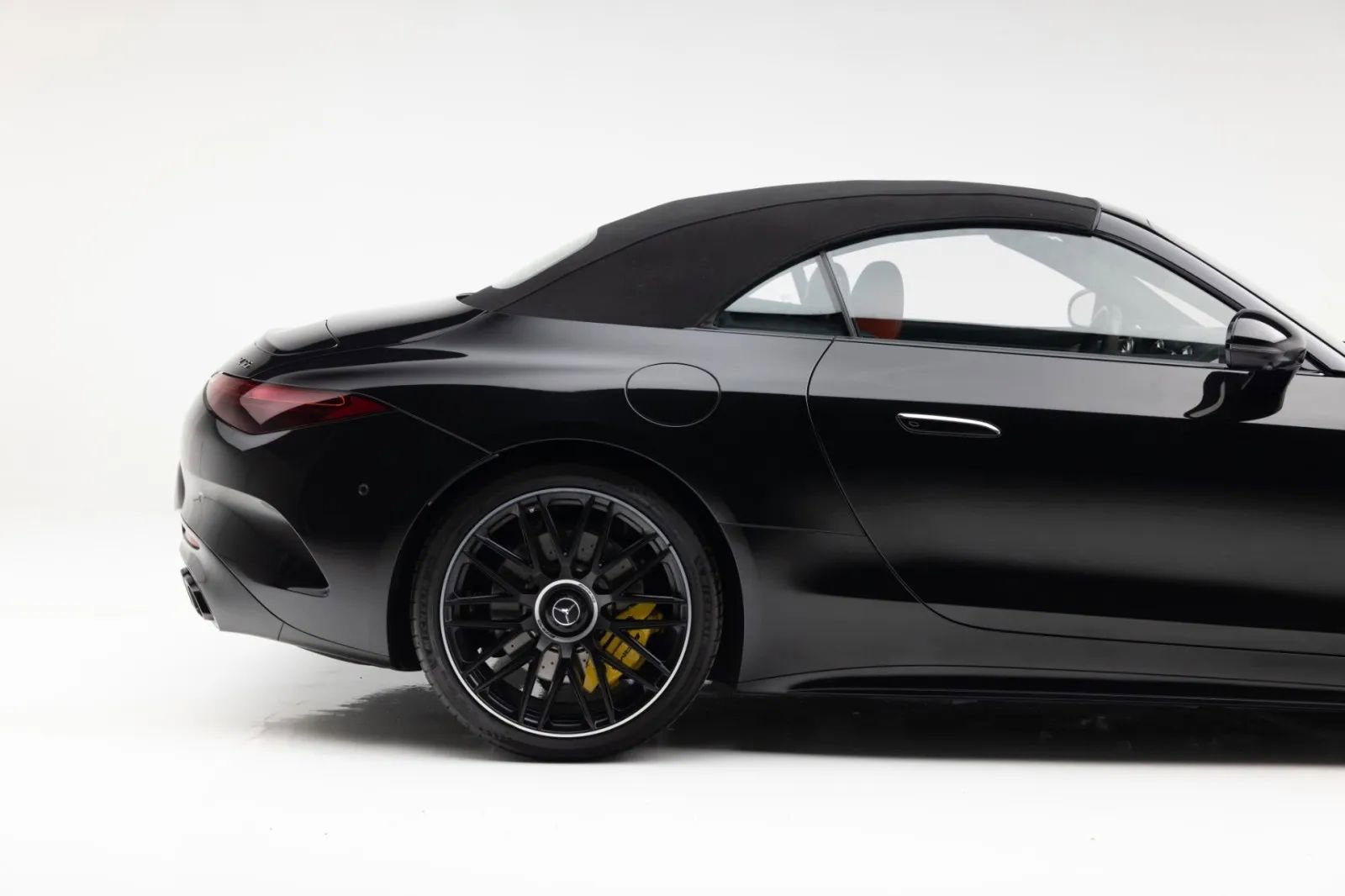 Used 2022 Mercedes-Benz SL 55 AMG 4MATIC image 21