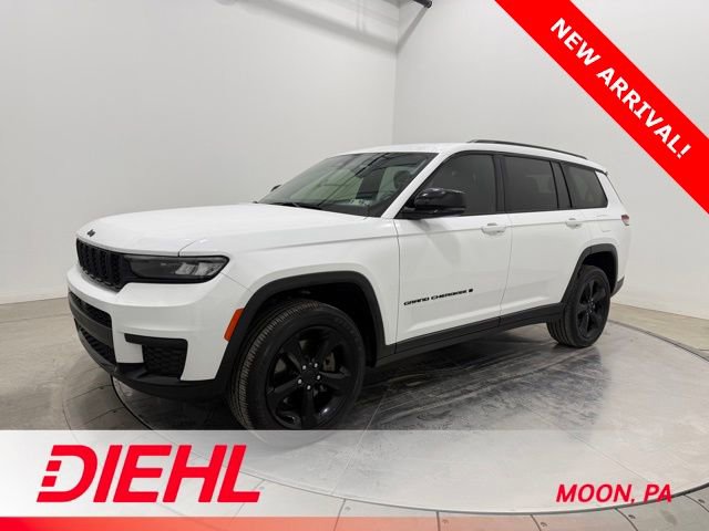 Used 2022 Jeep Grand Cherokee L Laredo image 3