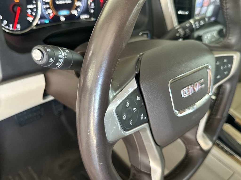 Used 2019 GMC Acadia Denali w/ Technology Package image 21
