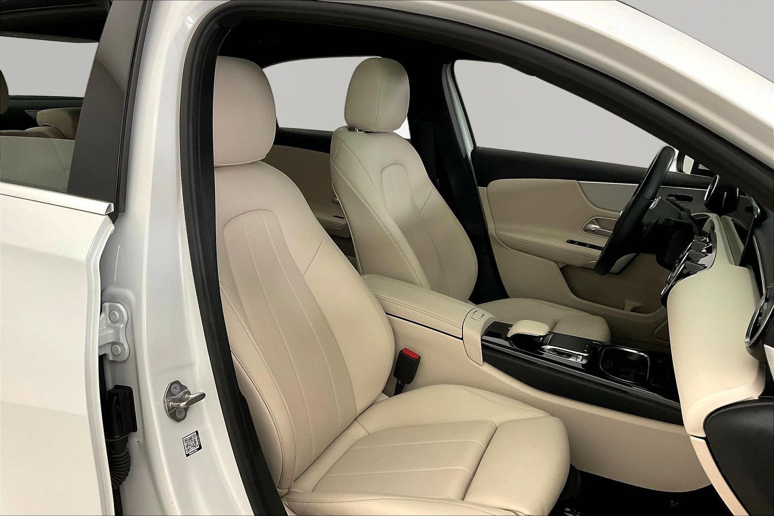 Used 2020 Mercedes-Benz A 220 4MATIC image 29