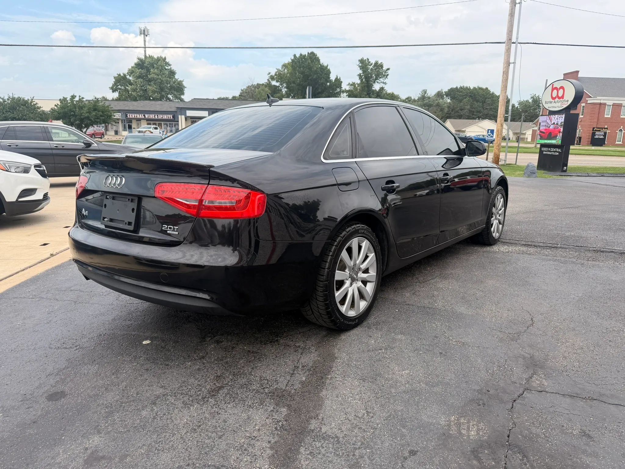 Used 2013 Audi A4 2.0T Premium w/ Convenience Pkg AWD/4WD image 6