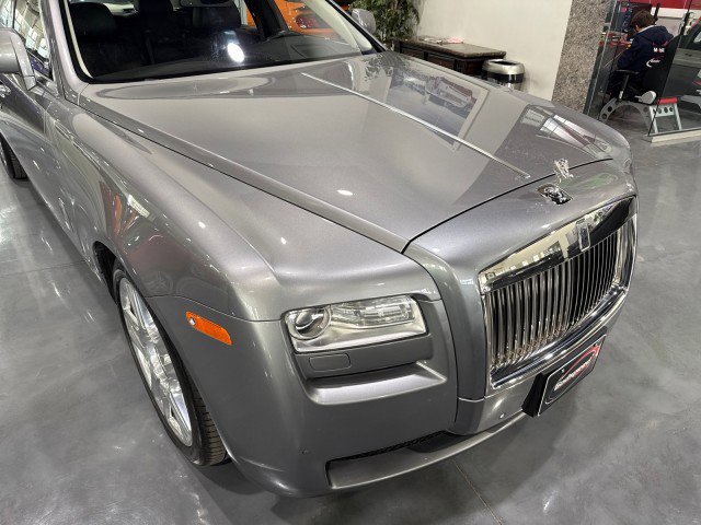 Used 2010 Rolls-Royce Ghost image 32