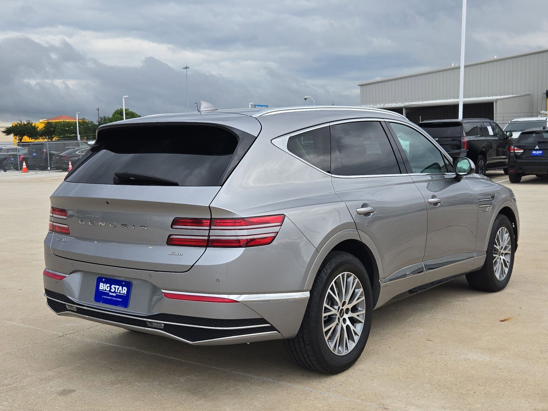 Used 2025 Genesis GV80 2.5T Standard AWD/4WD image 3