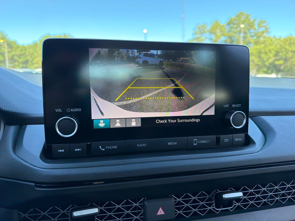 Used 2023 Honda Accord EX image 11