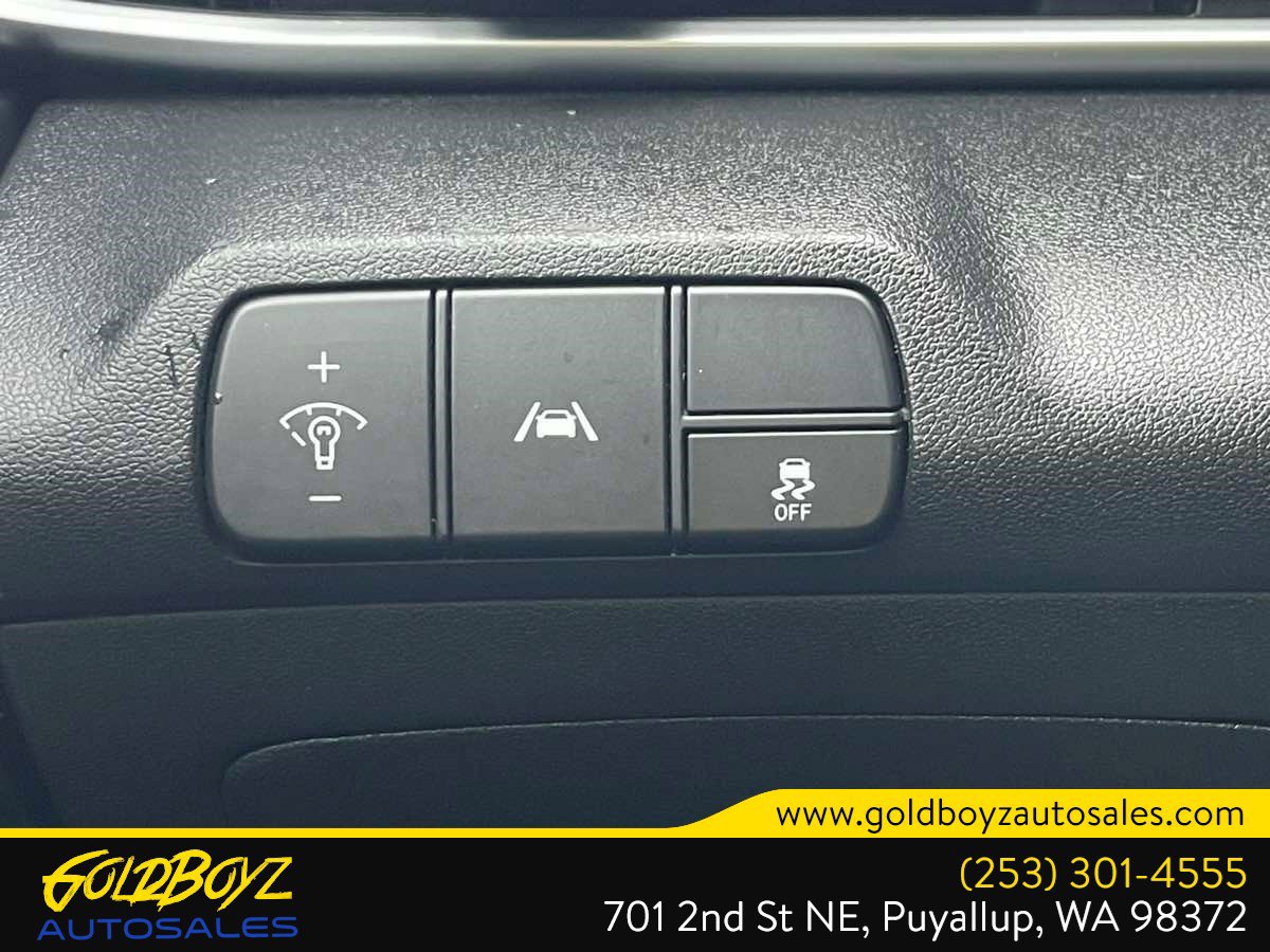 Used 2022 Hyundai Elantra SEL w/ Convenience + Premium Package image 36