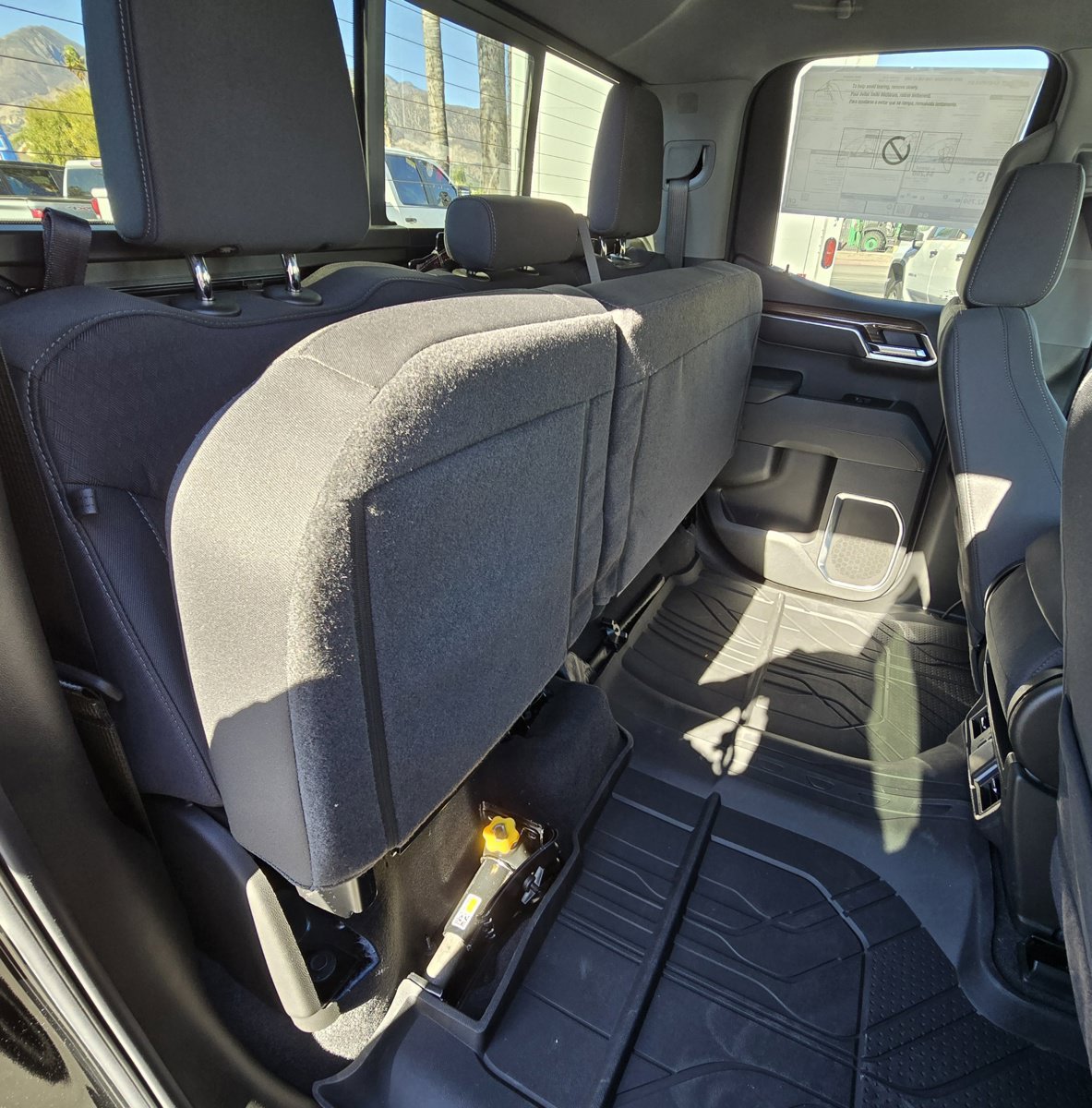 Used 2025 Chevrolet Silverado 1500 LT w/ Safety Package RWD image 18