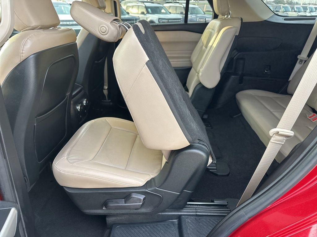 Used 2020 Ford Explorer Limited image 36
