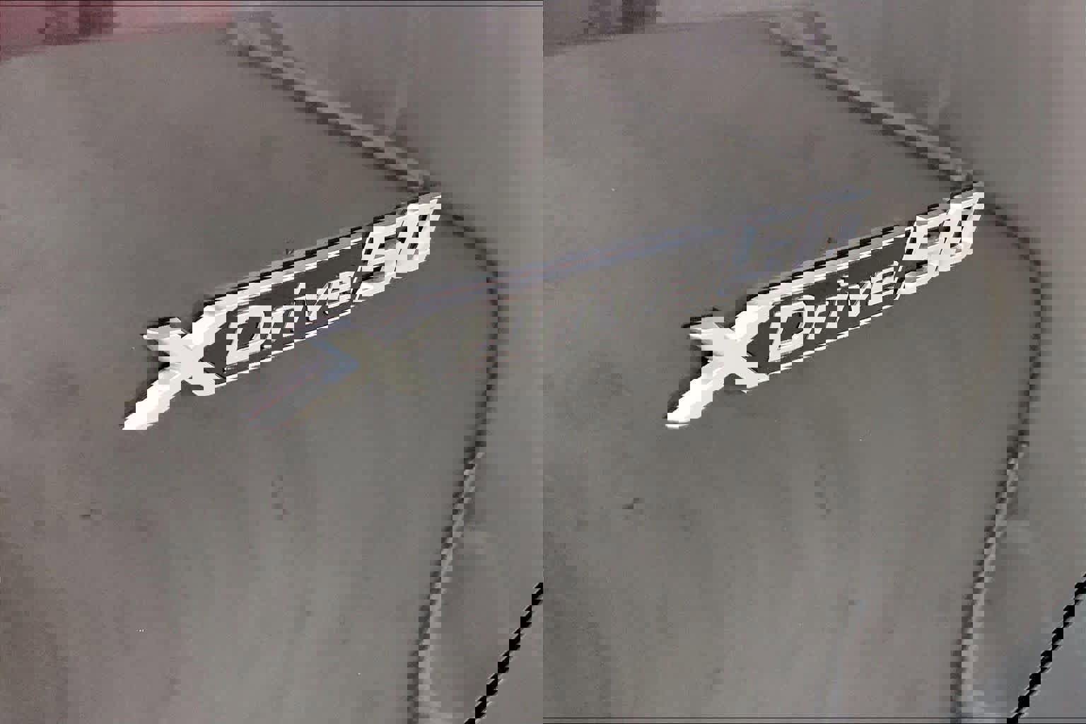 Certified 2023 BMW iX xDrive50 w/ Premium Package image 9