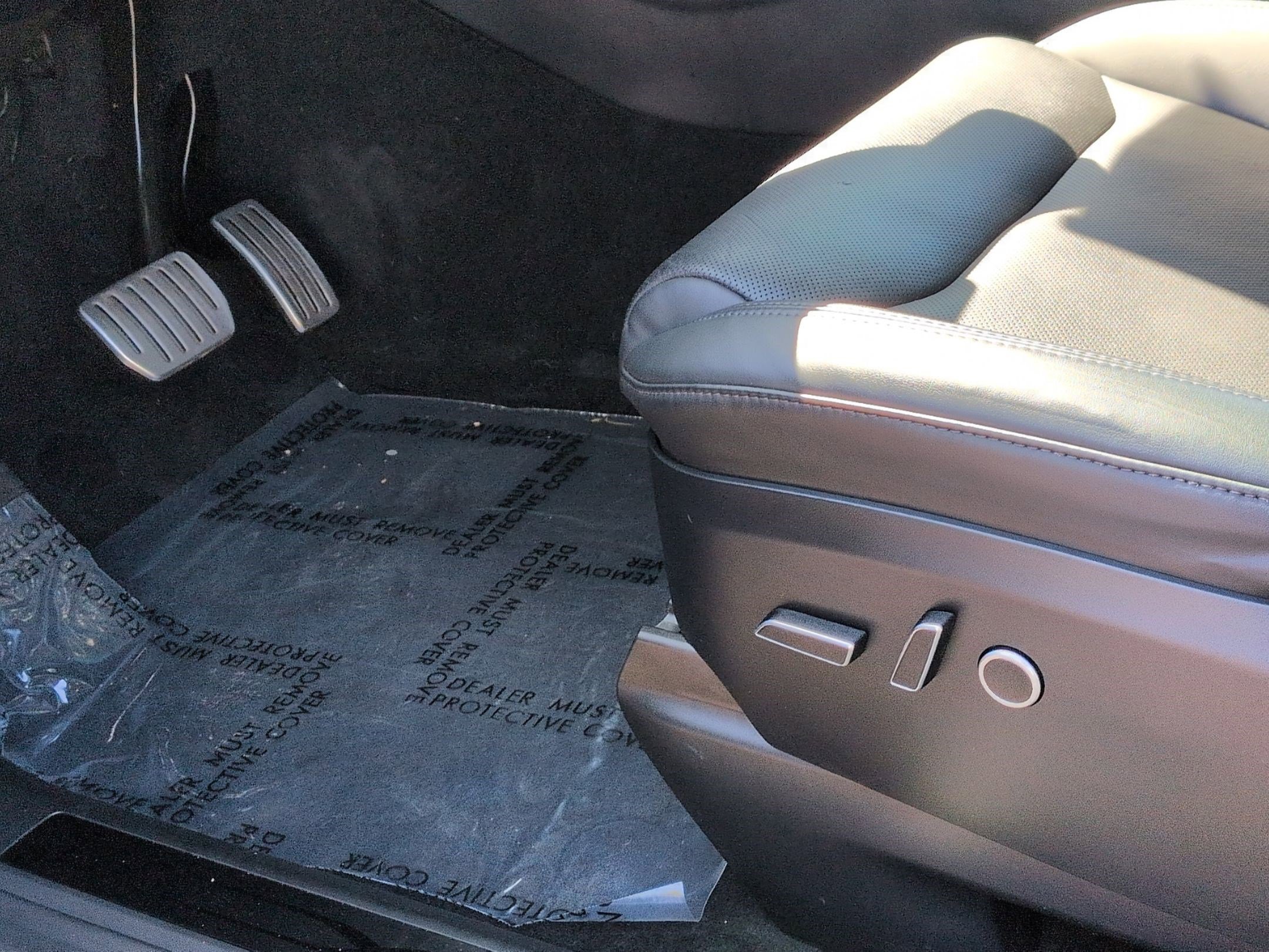 Used 2023 Tesla Model X AWD/4WD image 17