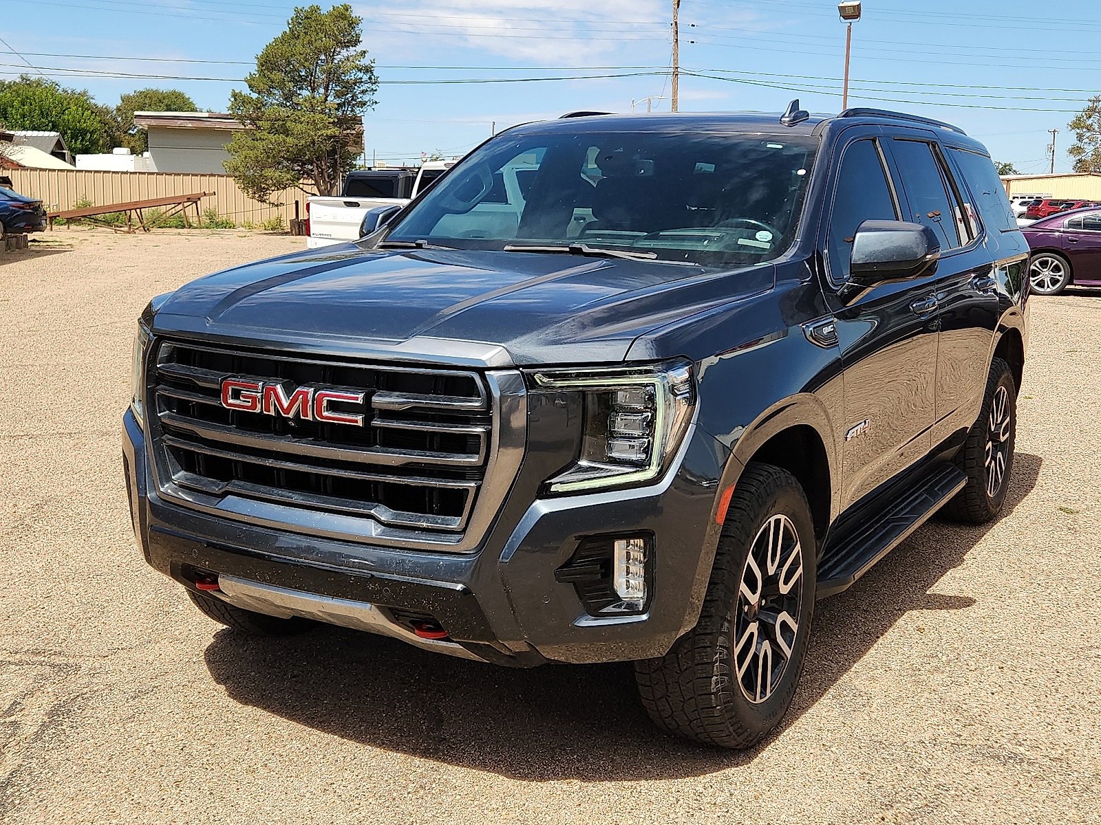 Used 2021 GMC Yukon AT4 w/ Technology Package