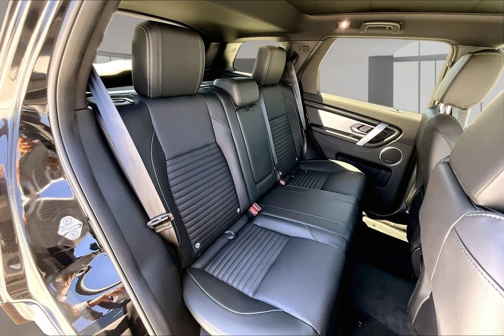 New 2026 Land Rover Discovery Sport Landmark AWD/4WD image 10