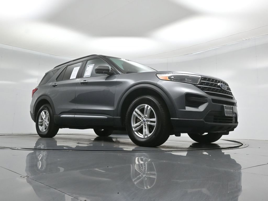 Certified 2022 Ford Explorer XLT w/ Class IV Trailer Tow Package image 50