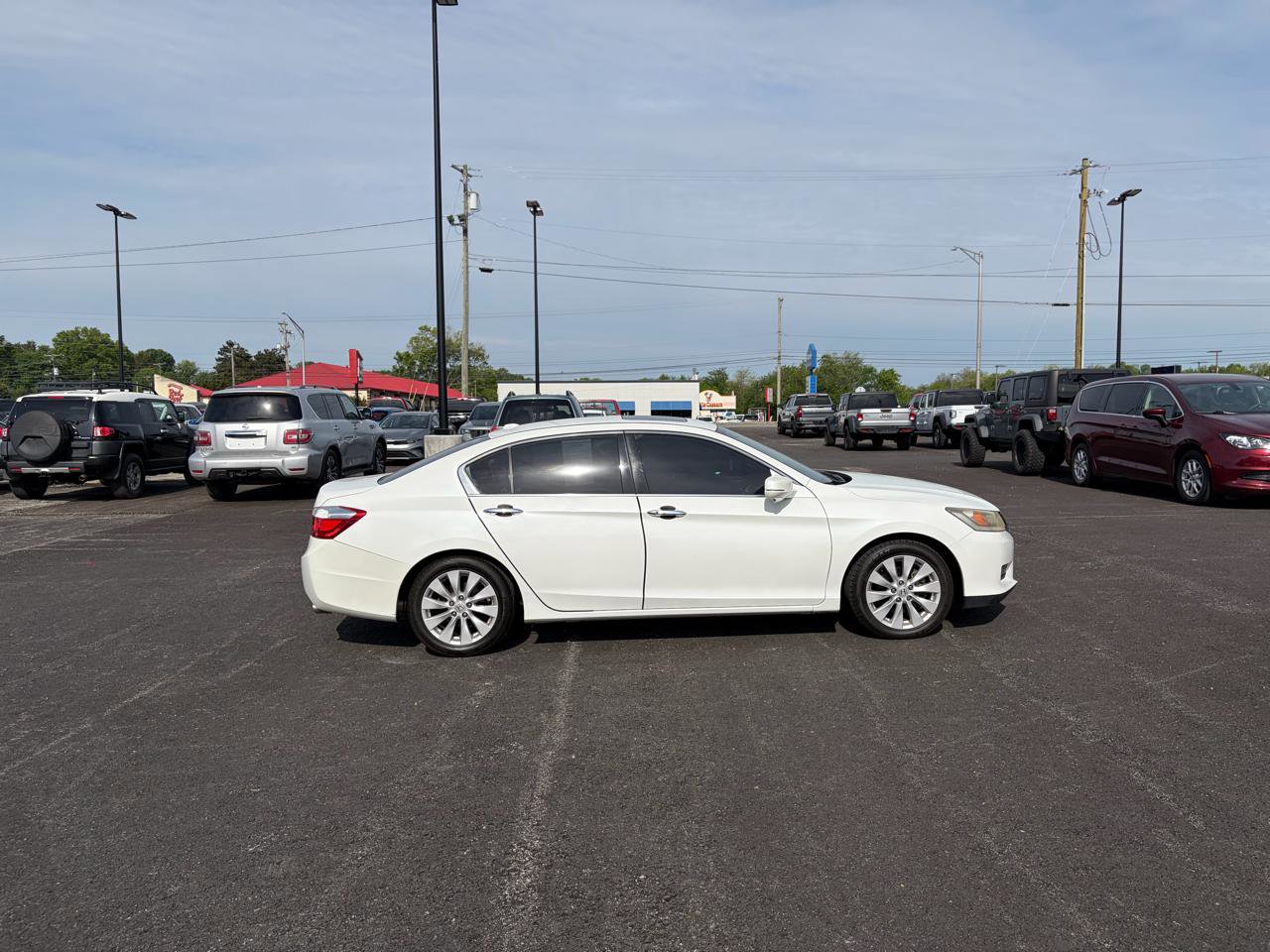 Used 2014 Honda Accord Touring image 2