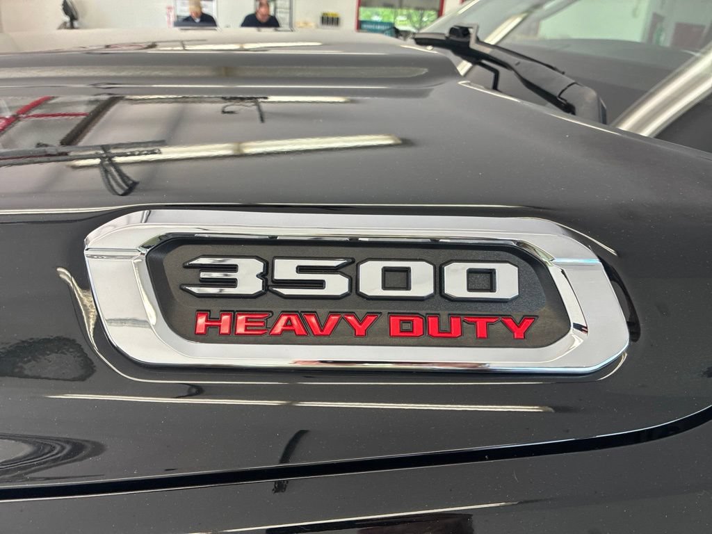 Used 2023 RAM 3500 Laramie AWD/4WD image 6