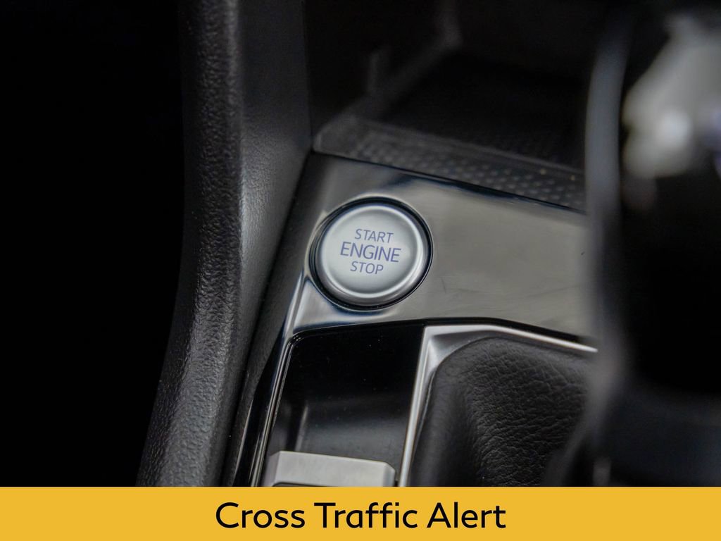 Used 2024 Volkswagen Taos SE image 22