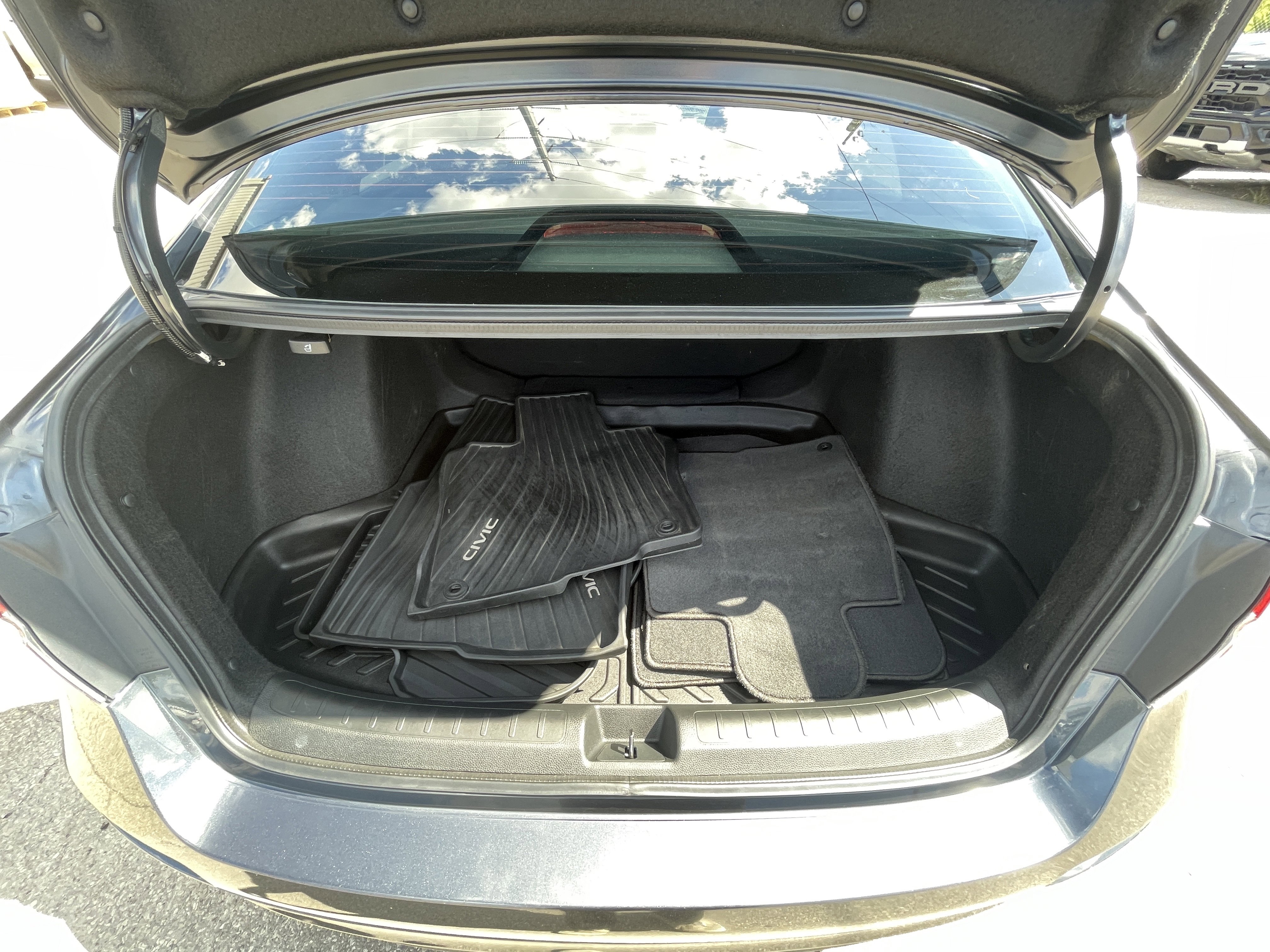 Used 2022 Honda Civic Sport image 31