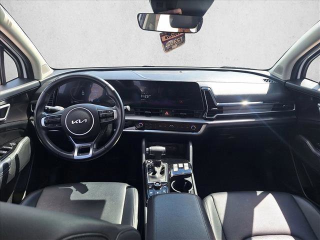 Used 2023 Kia Sportage EX image 16