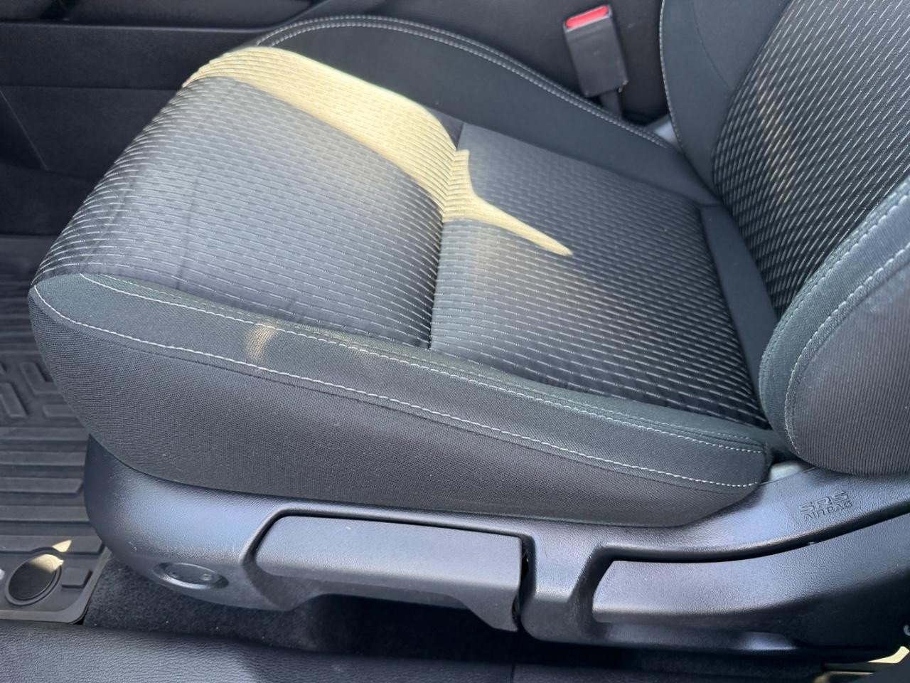 Used 2022 Mitsubishi Outlander ES image 18