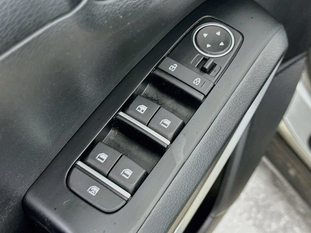 Used 2023 Kia Soul FWD image 20