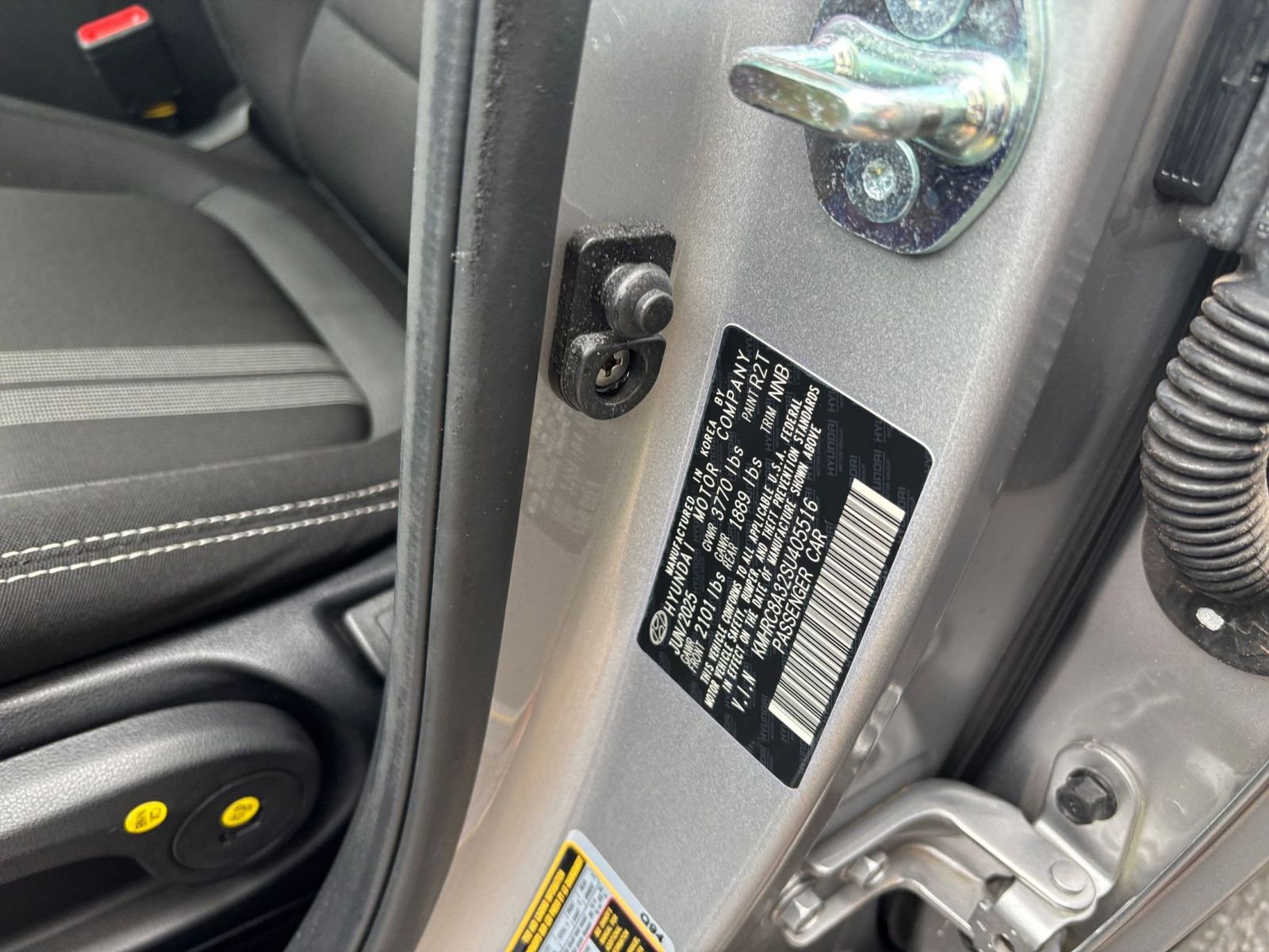 Used 2025 Hyundai Venue SEL FWD image 28