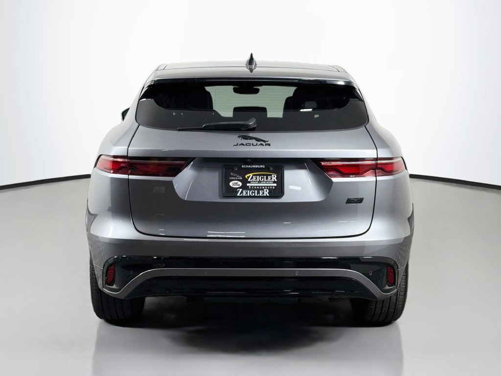 Certified 2026 Jaguar F-PACE R-Dynamic S AWD/4WD image 6