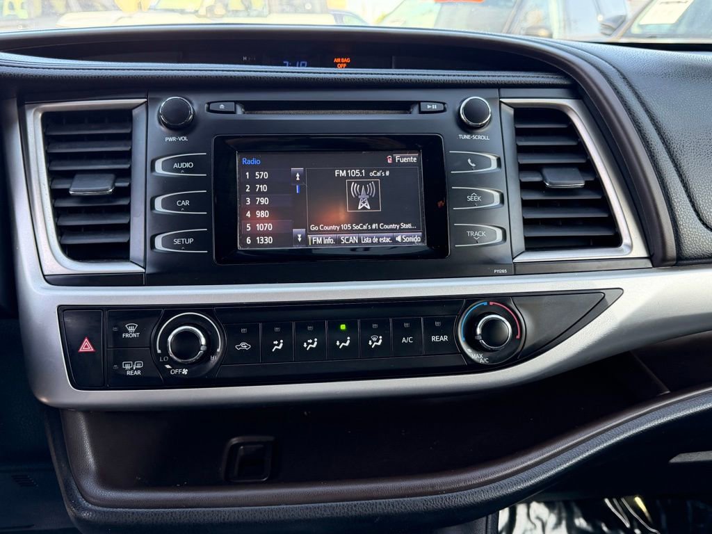 Used 2016 Toyota Highlander LE FWD image 25