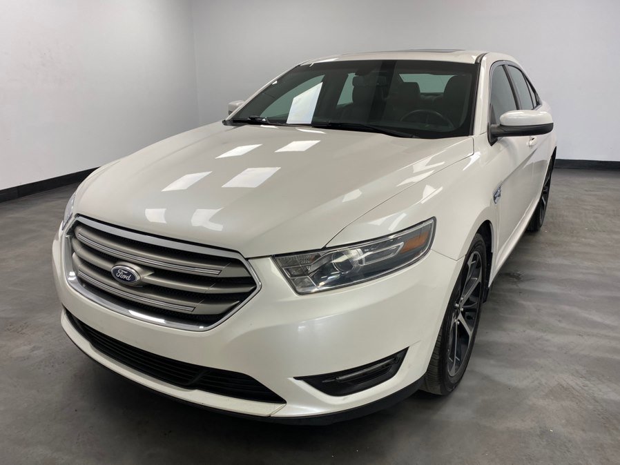 Used 2015 Ford Taurus SEL w/ Equipment Group 201A FWD image 2