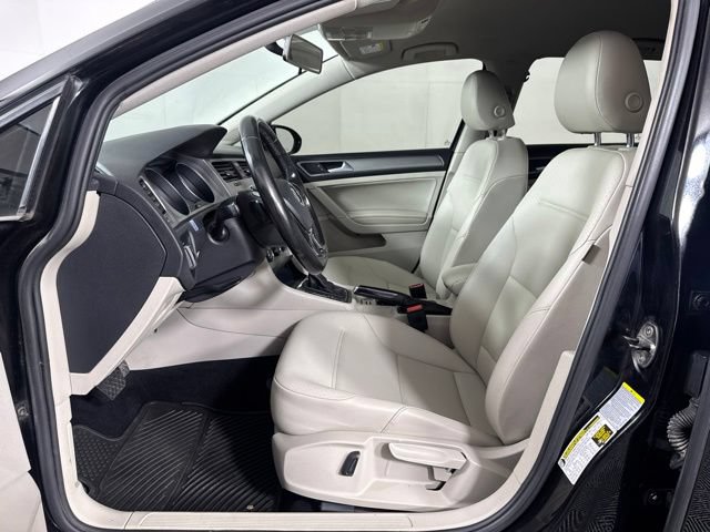 Used 2015 Volkswagen Golf TDI S FWD image 11