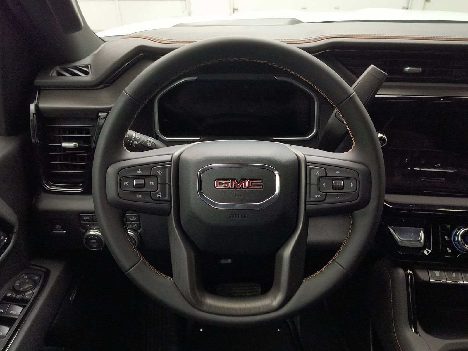 New 2026 GMC Sierra 2500 AT4 w/ AT4 Premium Plus Package AWD/4WD image 14