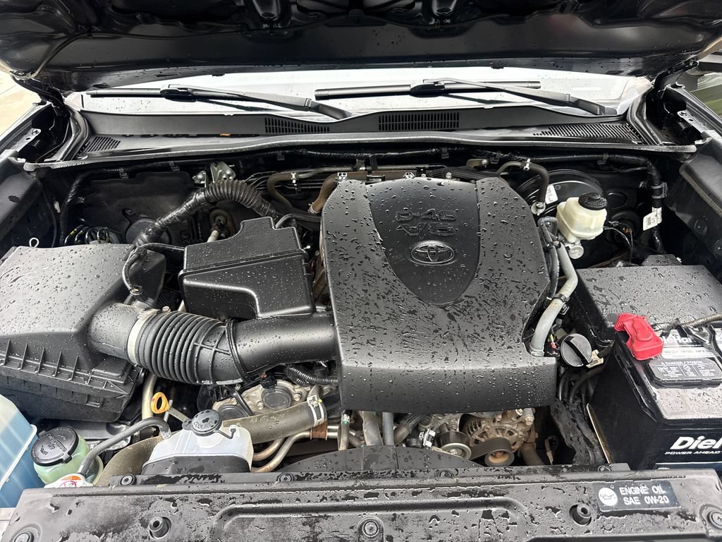 Used 2019 Toyota Tacoma SR5 RWD image 35