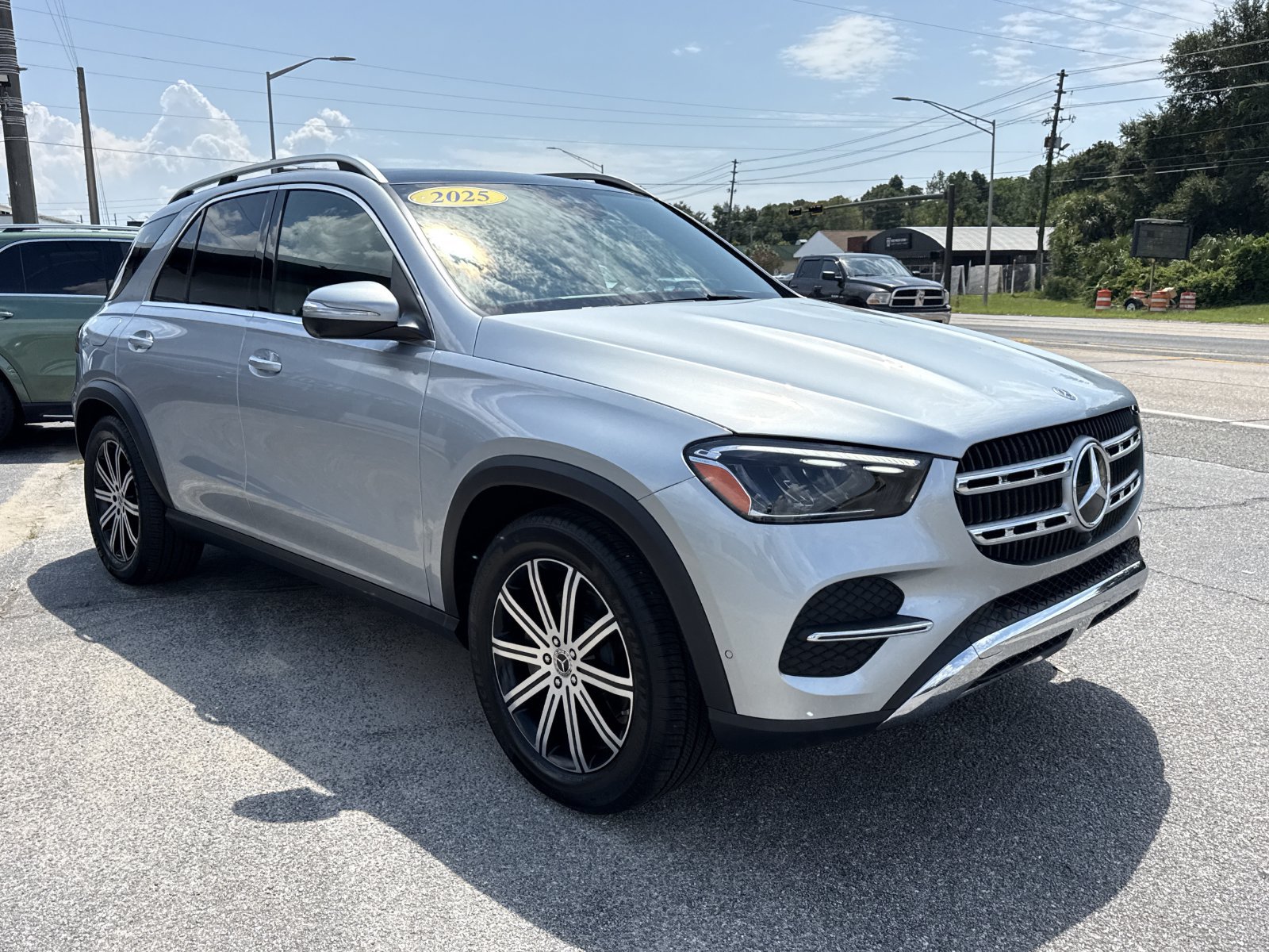 Certified 2025 Mercedes-Benz GLE 350 4MATIC image 7