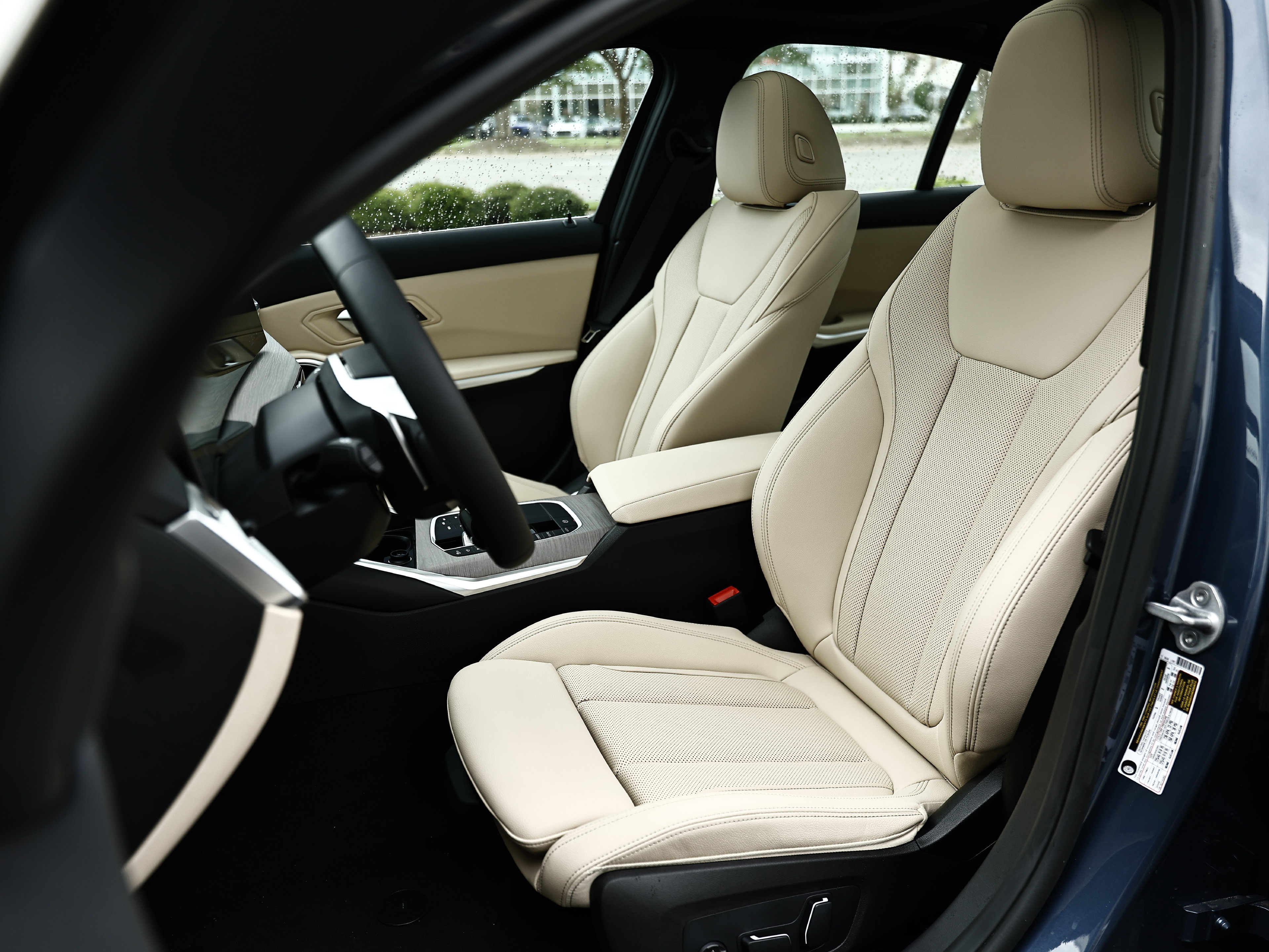 New 2026 BMW 330i Sedan w/ Premium Package RWD image 19
