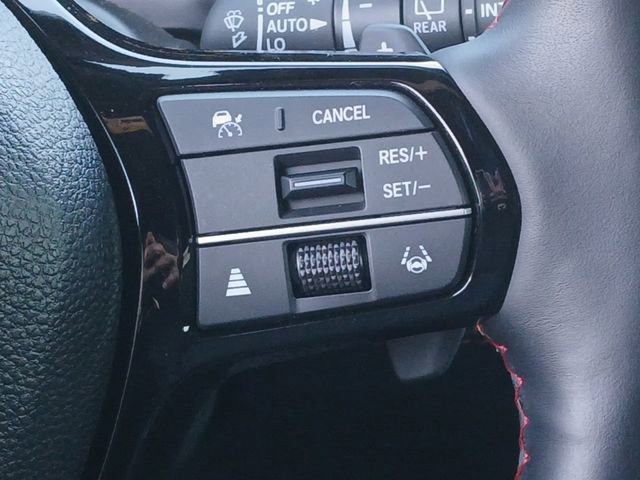 Used 2025 Honda Pilot Black Edition image 11