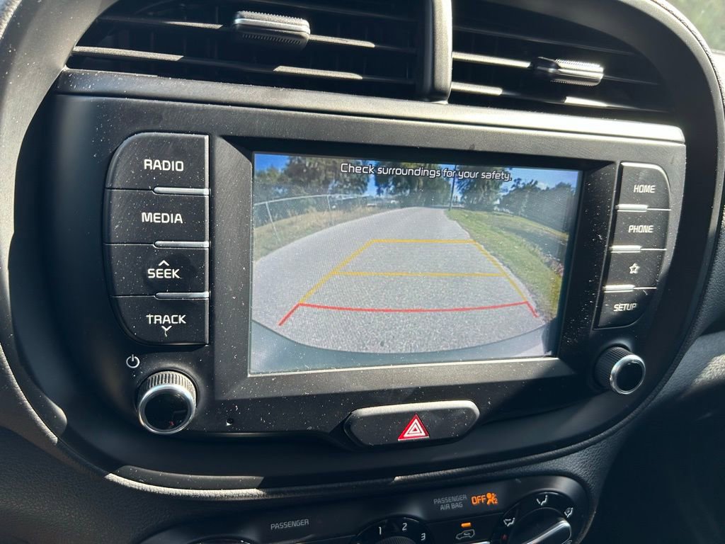 Used 2020 Kia Soul LX image 24