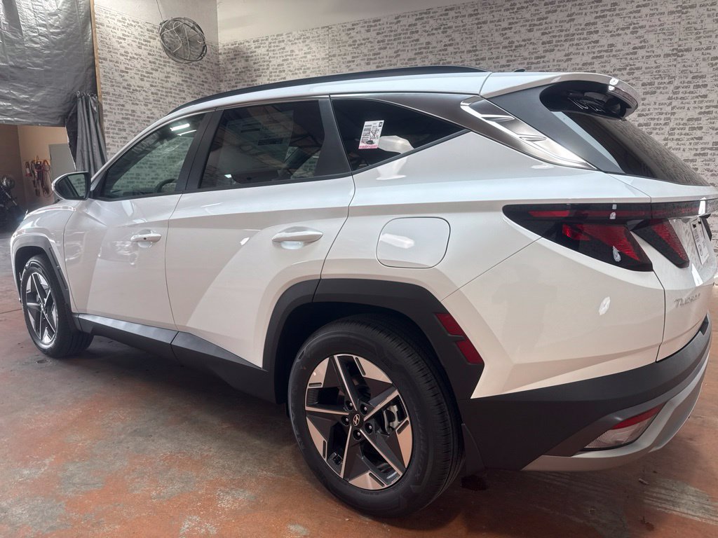 New 2026 Hyundai Tucson SEL w/ Tow & Go Package FWD image 5