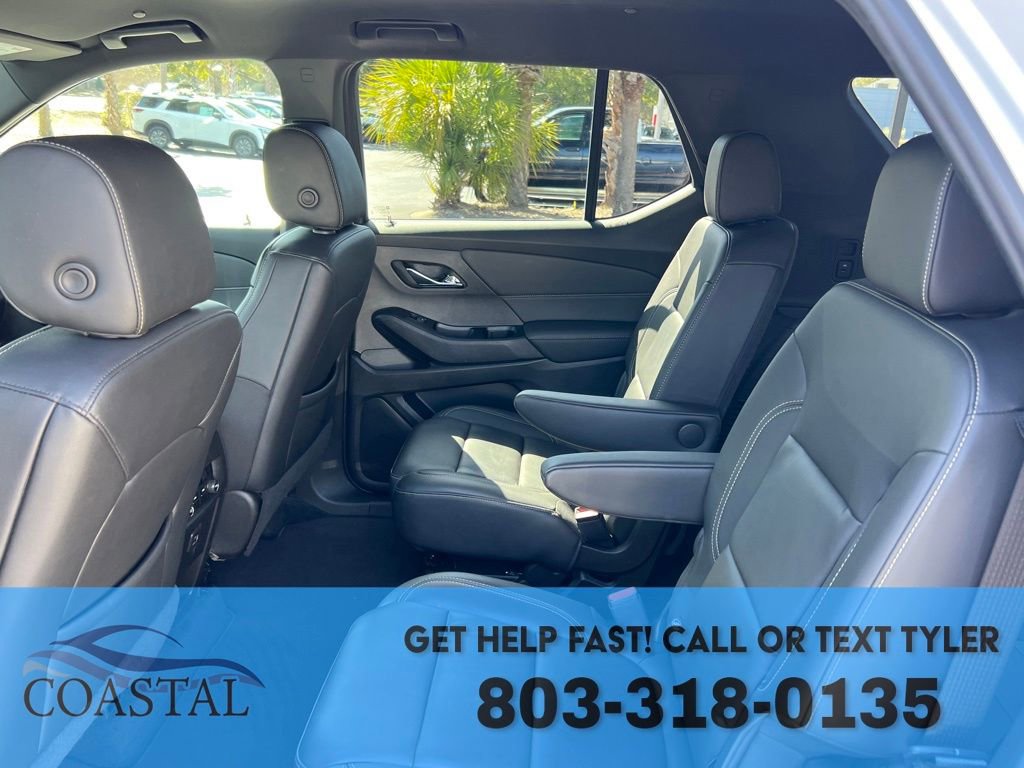 Used 2023 Chevrolet Traverse LT FWD image 19