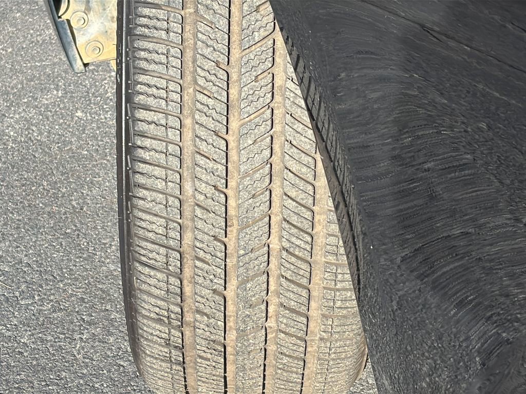 Used 2019 BMW 330i Sedan w/ Convenience Package image 11