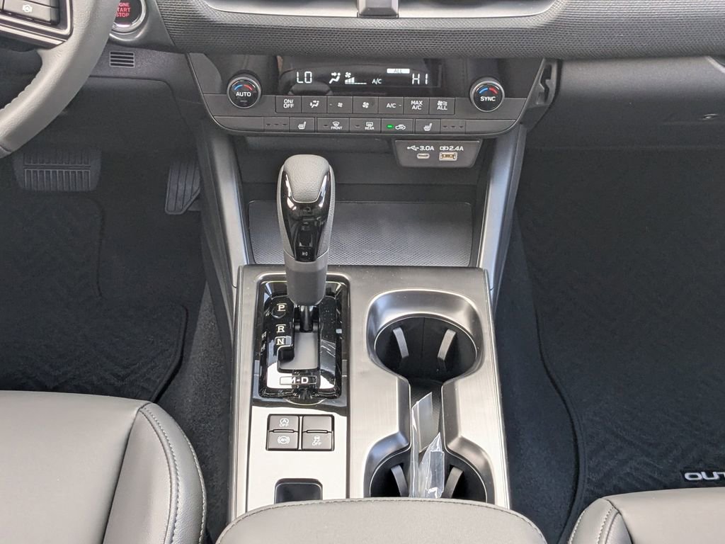New 2026 Subaru Outback Limited AWD/4WD image 18