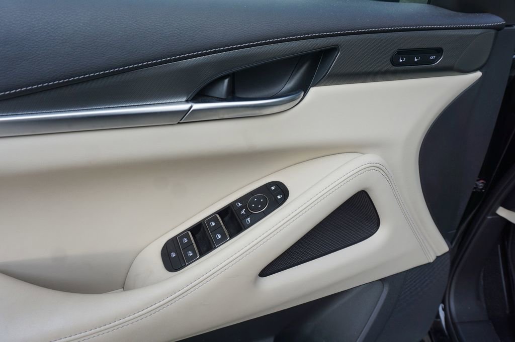 Used 2023 INFINITI QX60 Luxe w/ Cargo Package image 4