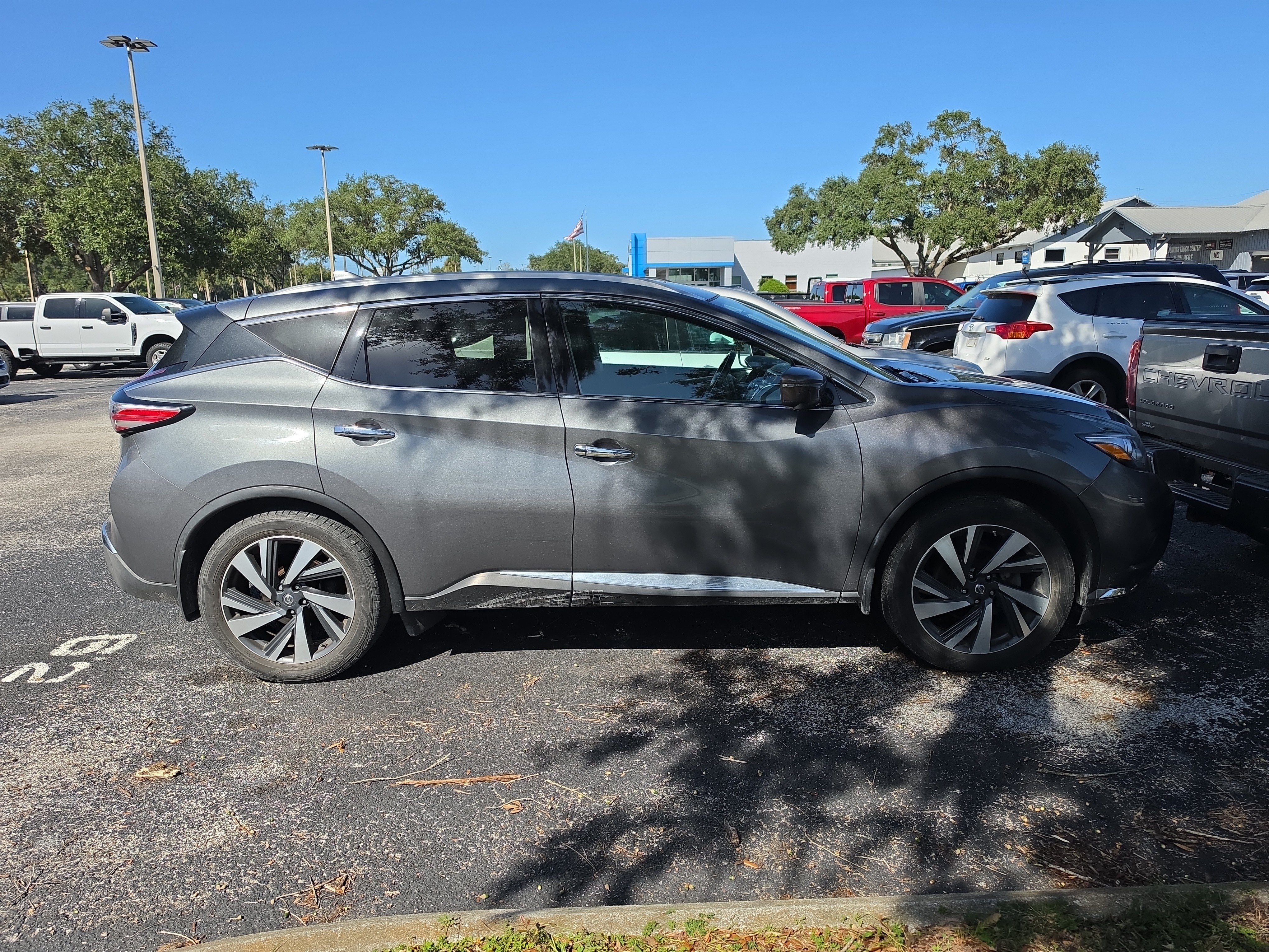 Used 2018 Nissan Murano Platinum w/ Cargo Package AWD/4WD image 2
