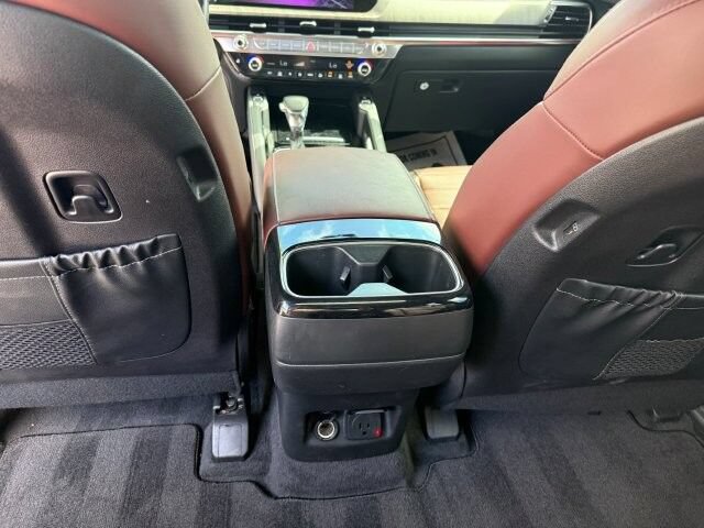 Used 2023 Kia Telluride SX Prestige AWD/4WD image 14